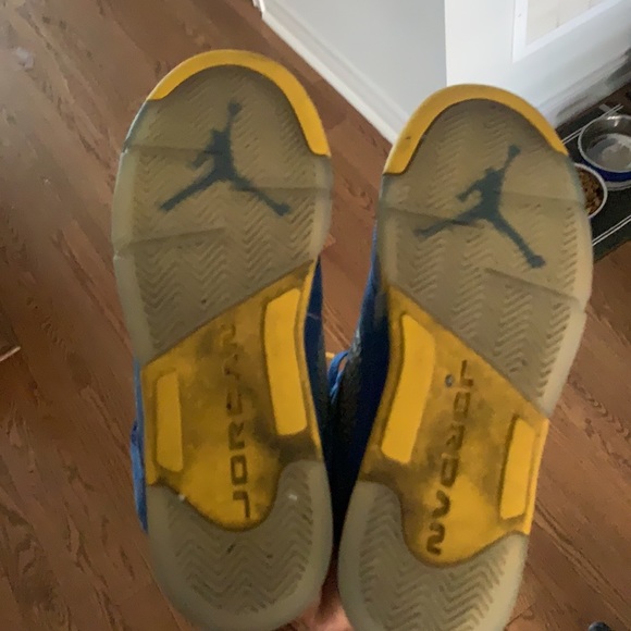 Jordan 5 Retro JSP Laney Varsity Royal 100% Authentic Lightly Worn 5 Times - Picture 4 of 4